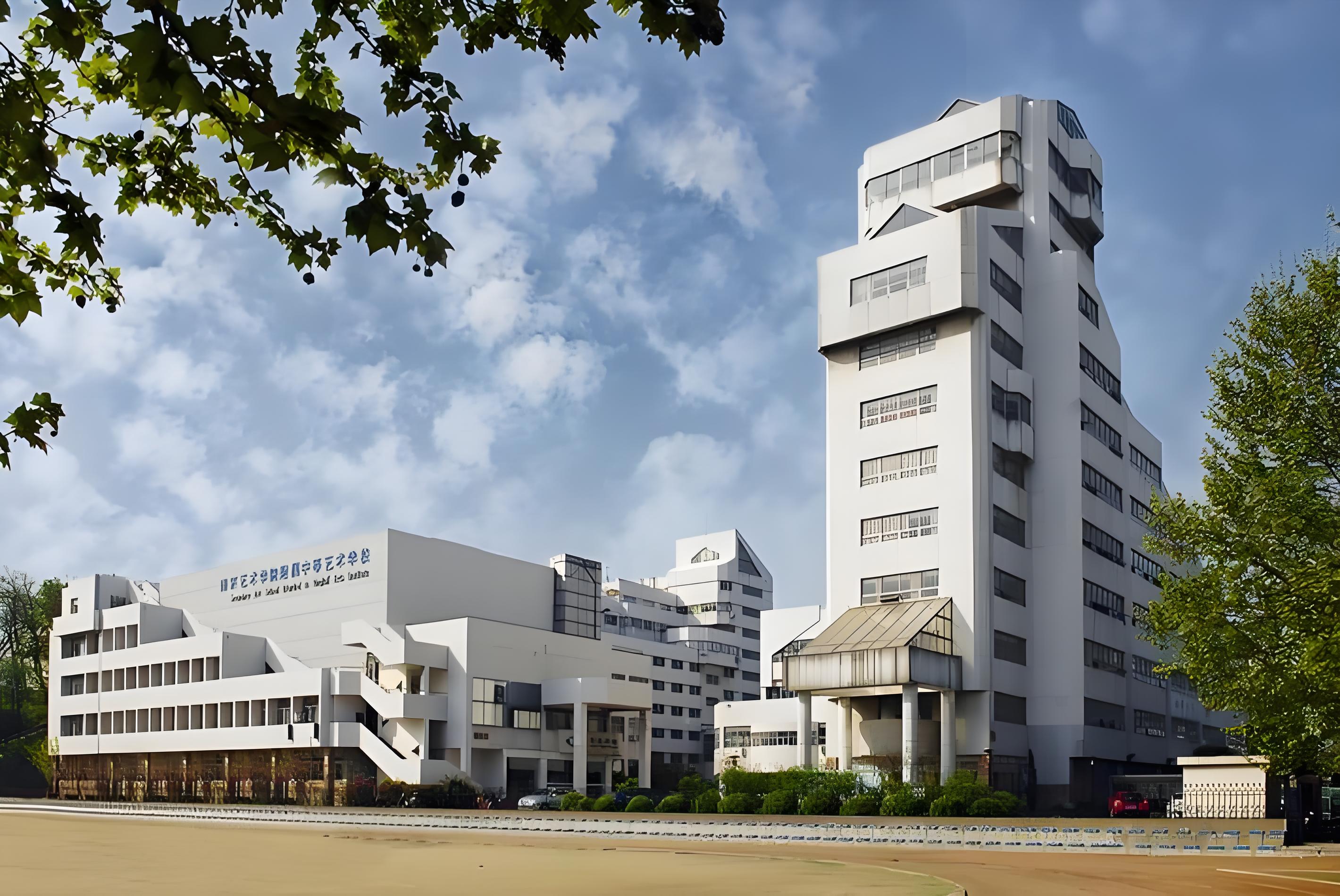 南京艺术学院附属中等艺术学校2025年招生简章